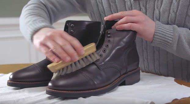 leather shoes brush up