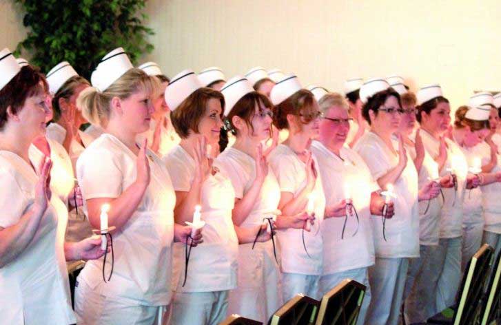 nurses wear caps