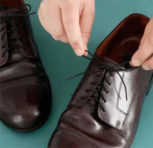 How to Clean Leather shoes